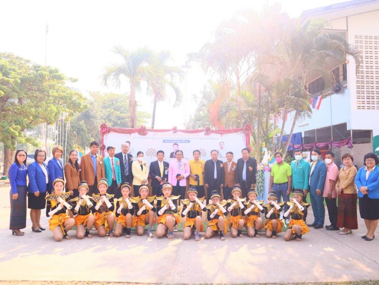 การประเมินข้าราชการครูและบุคลากรทางการศึกษาในการขอมีหรือเลื่อนเป็นวิทยฐานะเชี่ยวชาญ (สายงานบริหารสถานศึกษา)