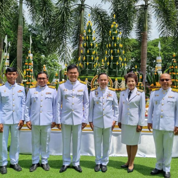 พิธีพลีกรรมตักน้ำ การจัดทำน้ำพระพุทธมนต์ศักดิ์สิทธิ์