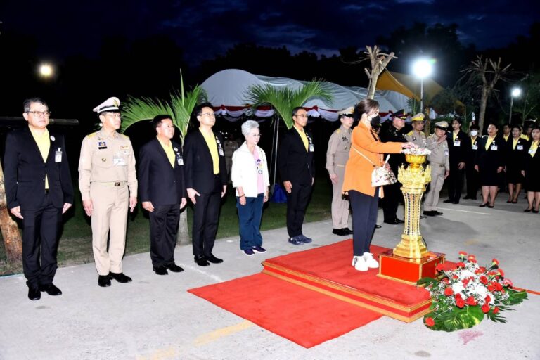 ร่วมรับเสด็จทูลกระหม่อมหญิงอุบลรัตนราชกัญญา สิริวัฒนาพรรณวดี