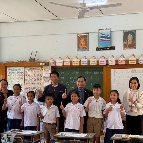 ผอ.สพป.ขอนแก่น เขต 4 ลงพื้นที่ตรวจเยี่ยมและให้กำลังใจการเตรียมความพร้อมการทดสอบ O-NET, NT และ RT อย่…