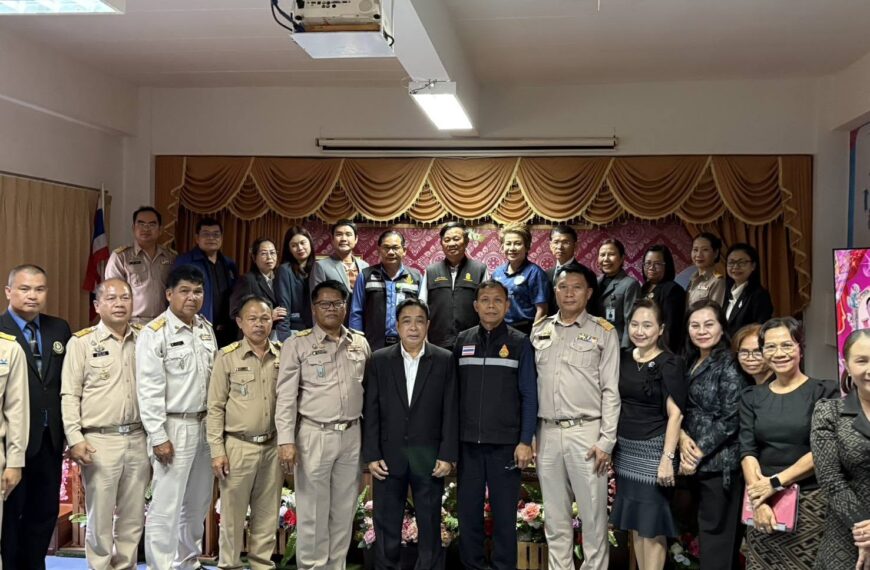 ร่วมให้การต้อนรับผู้ตรวจราชการกระทรวงศึกษาธิการ