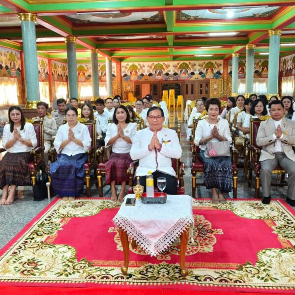 ร่วมสืบสานประเพณีไทย ถวายเทียนพรรษา เนื่องในวันอาสาฬหบูชาและวันเข้าพรรษา