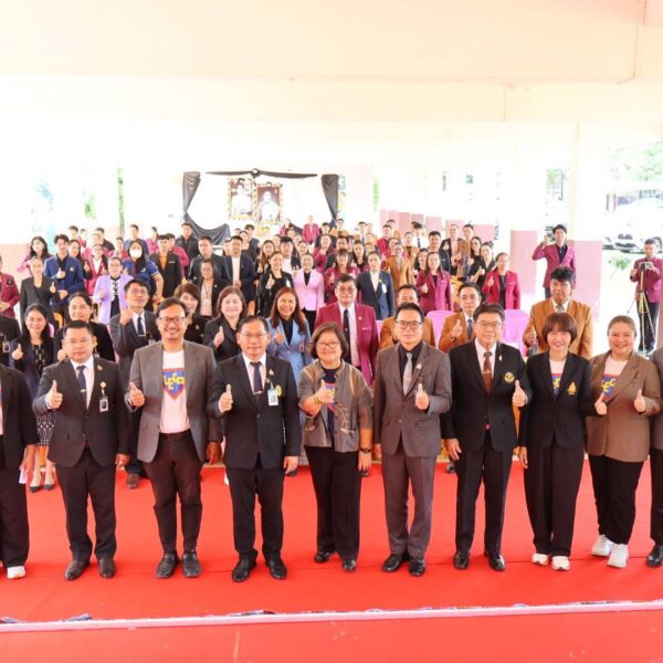 พิธีเปิดกิจกรรม Open Class การขับเคลื่อนนวัตถกรรมฯ ระดับเขตพื้นที่การศึกษา