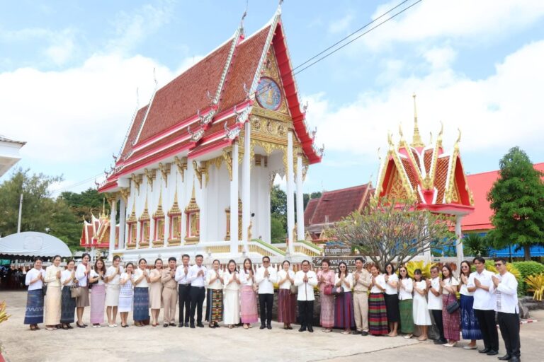 ร่วมทำบุญฯ เนื่องในเทศกาลวันเข้าพรรษาและวันพระ