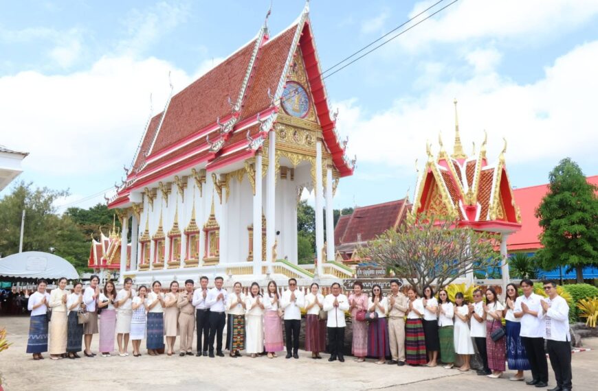 ร่วมทำบุญฯ เนื่องในเทศกาลวันเข้าพรรษาและวันพระ