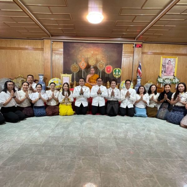 ร่วมทำบุญฯ เนื่องในเทศกาลวันเข้าพรรษาและวันพระ