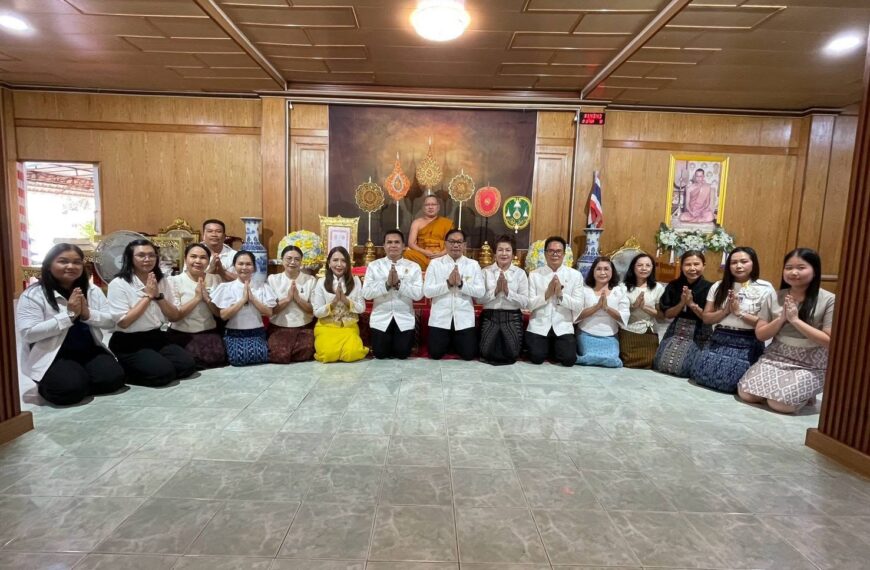 ร่วมทำบุญฯ เนื่องในเทศกาลวันเข้าพรรษาและวันพระ